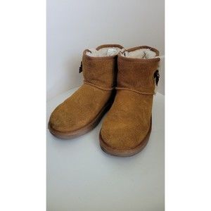 KOOLABURRA by UGG | Victoria mini Tan ankle booties with polkadot bows. Size 4